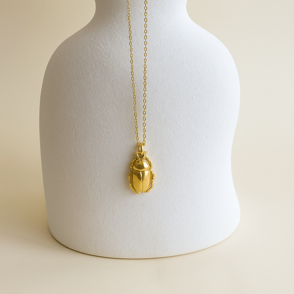 Colgante Escarabajo waterproof oro-Bendita Eva