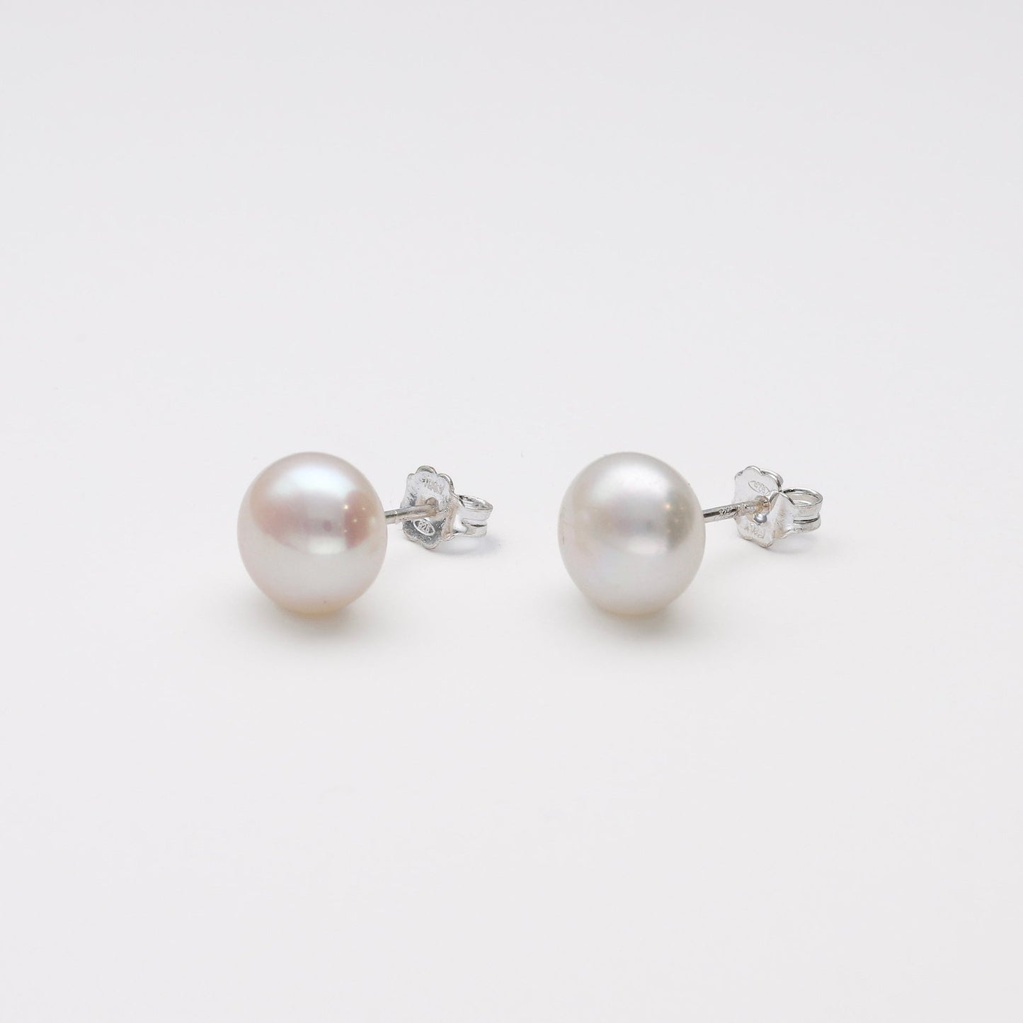 Pendientes boton de perlas redondas naturales de 9-10 mm AAA