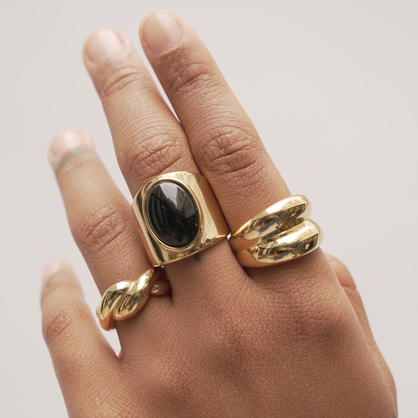 Anillo waterproof bañado en oro de 18 kt - Bendita Eva