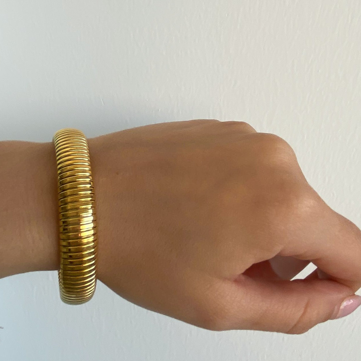 PULSERA BRIANE 8 MM ORO - BENDITA EVA