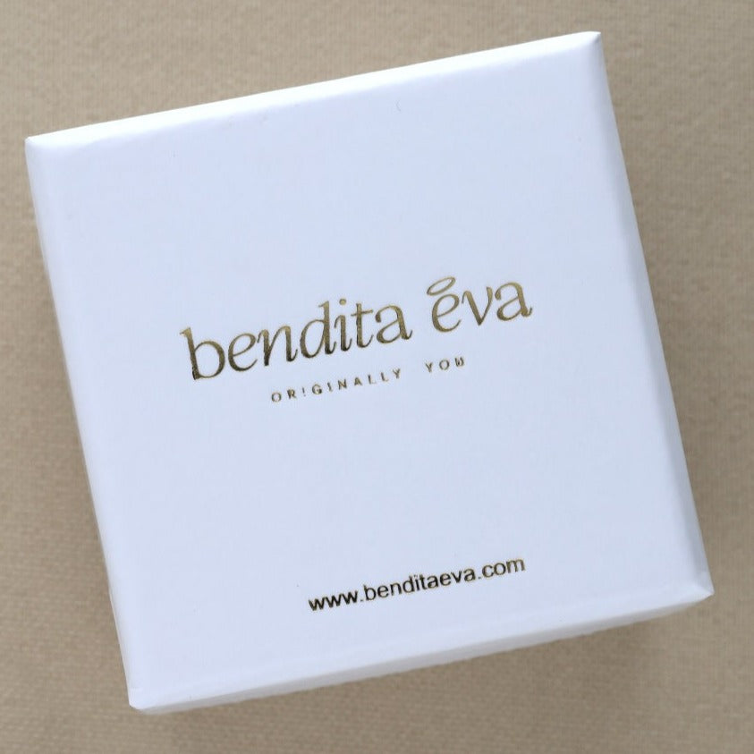 earcuff bolitas oro Bendita Eva