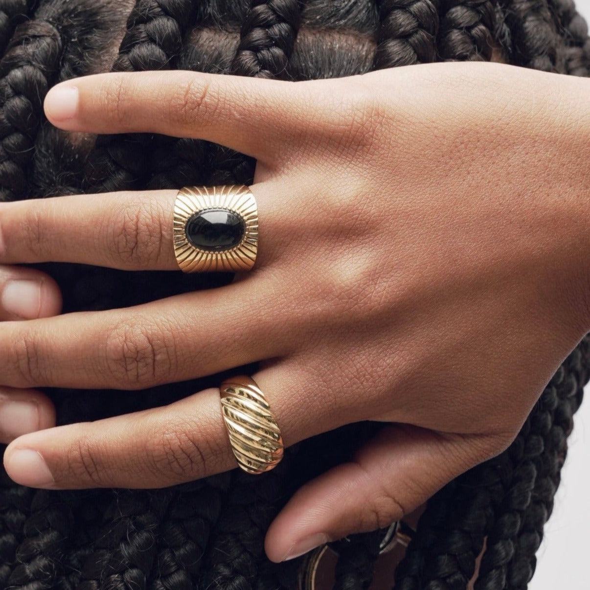 Ónix negro: significado, simbolismo y joyas con ónix