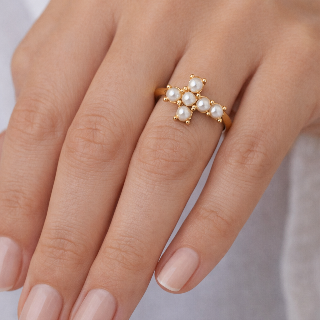 Anillo Cruz de Perlas Naturales en Plata 925 con Baño de Oro 18K (2 micras) – Hecho en España