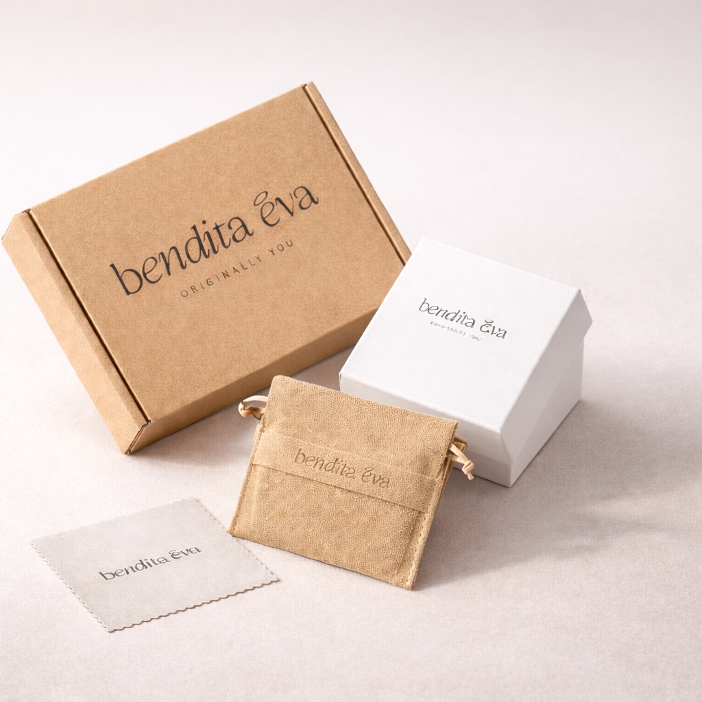 Collar corbata 7 perlas plata de ley y baño de oro 18K