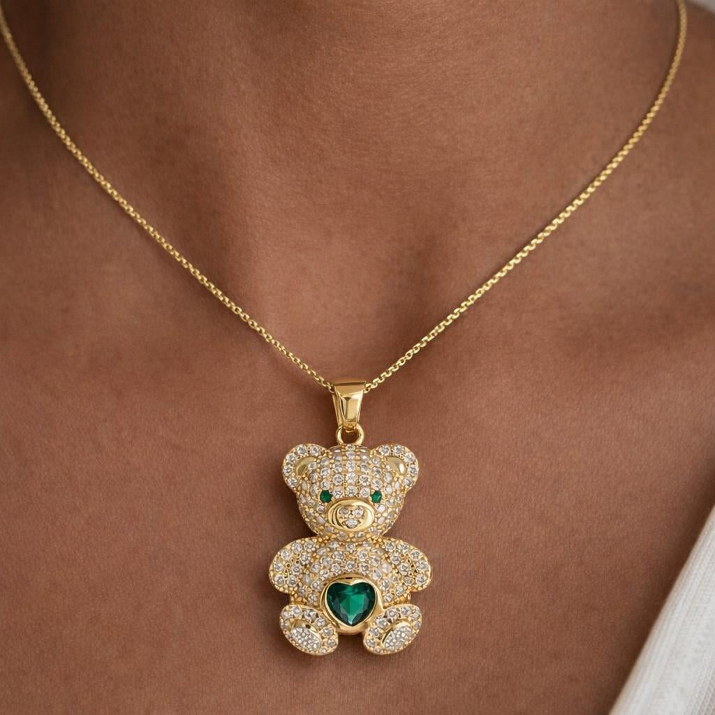Colgante oso circonitas plata de ley y baño de oro con circonitas blancas y verdes de Bendita Eva