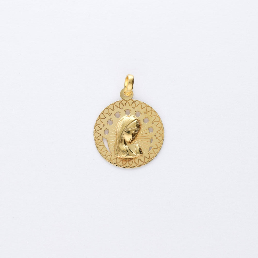 
                      
                        Devoción y elegancia en una medalla de la Virgen Niña, hecha en plata de ley 925 y bañada en oro de 18K - Bendita Eva
                      
                    