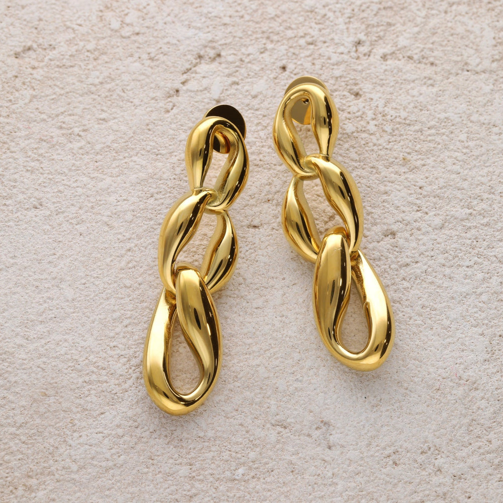 
                      
                        Pendientes eslabones oro de Bendita Eva
                      
                    