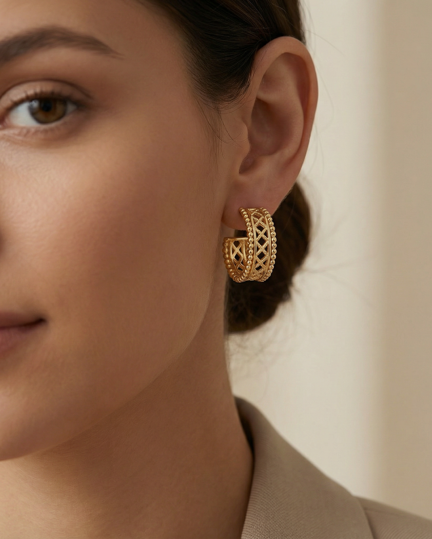 Pendientes filigrana hechos a mano baño oro 18K de Bendita Eva