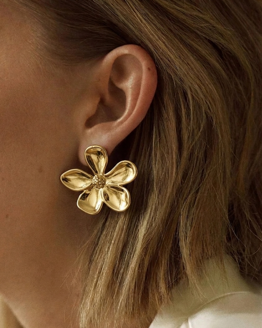 Pendientes flor de acero hipoalergenico inoxidable de Bendita Eva