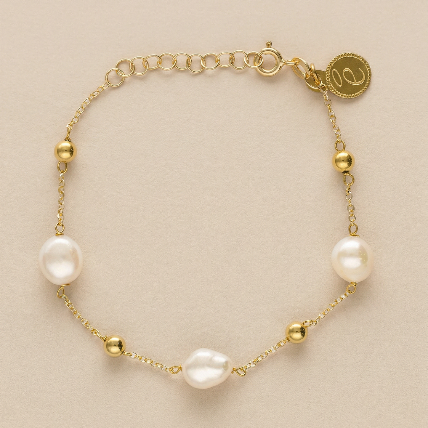 Pulsera Grace de bolitas y perlas naturales de Bendita Eva