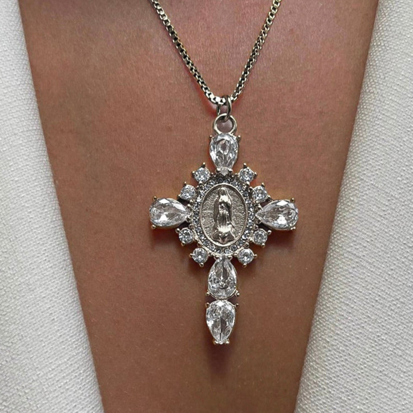 z-bendita-eva-best-seller-colgante-plata-y-circonitas-joya-iconica-hecha-en-espa_a