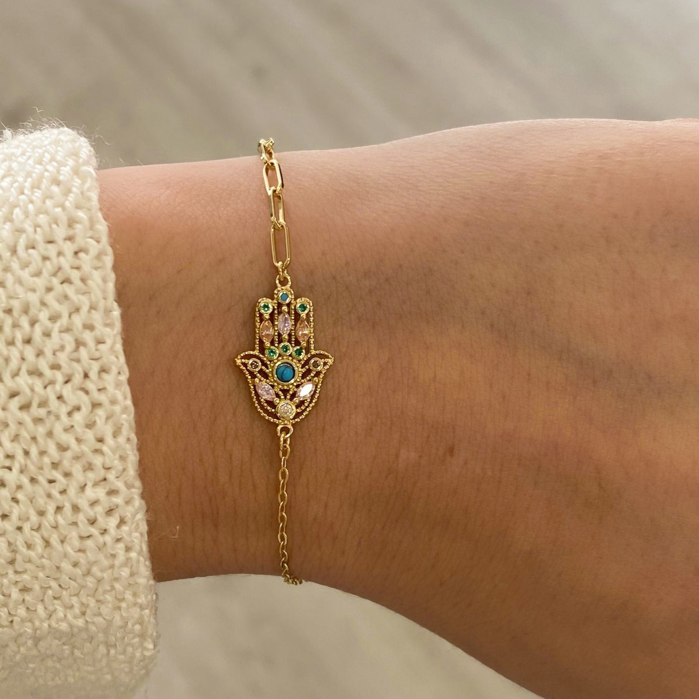 pulsera mano de fatima con circonitas y oro de 18k - Bendita Eva