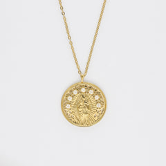 Colgante medalla Virgen de la Alegría Plata de Ley bañada en oro