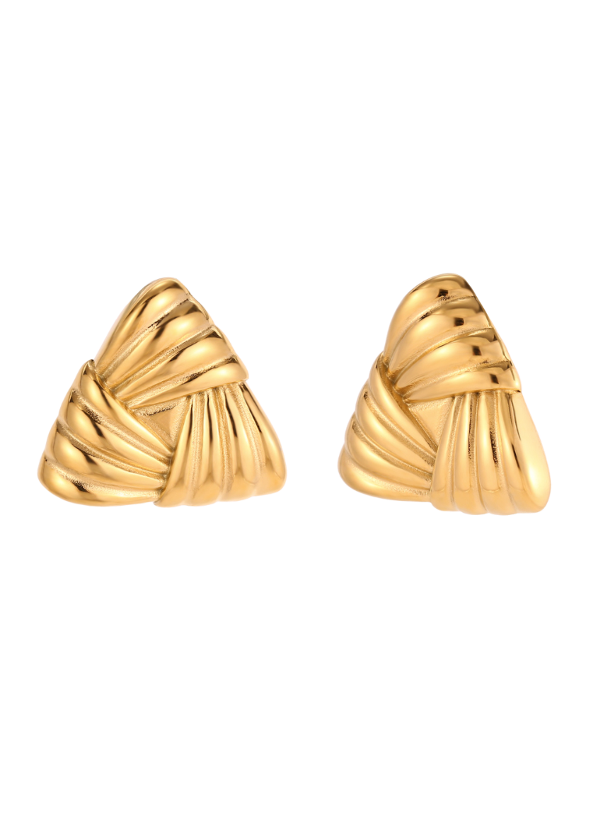 Pendientes Triángulos XL de Benditaeva, oro 18K, diseño texturizado de 25 mm, hipoalergénicos, resistentes al agua y cómodos con cierre de tuerca.