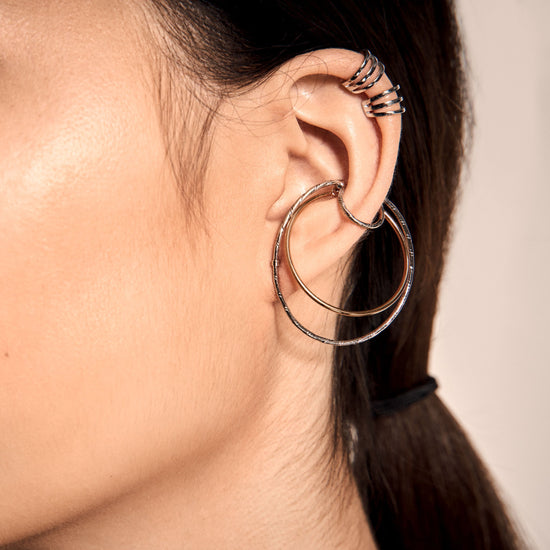 Laura gold earrings