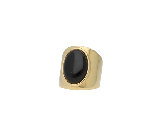 Load image into Gallery viewer, Anillo con piedra natural ónix ovalada de 16 mm en el centro de la joya. El anillo Onix está fabricado con materiales de alta calidad y bañado en oro de 18 kt. Joya Waterproof
