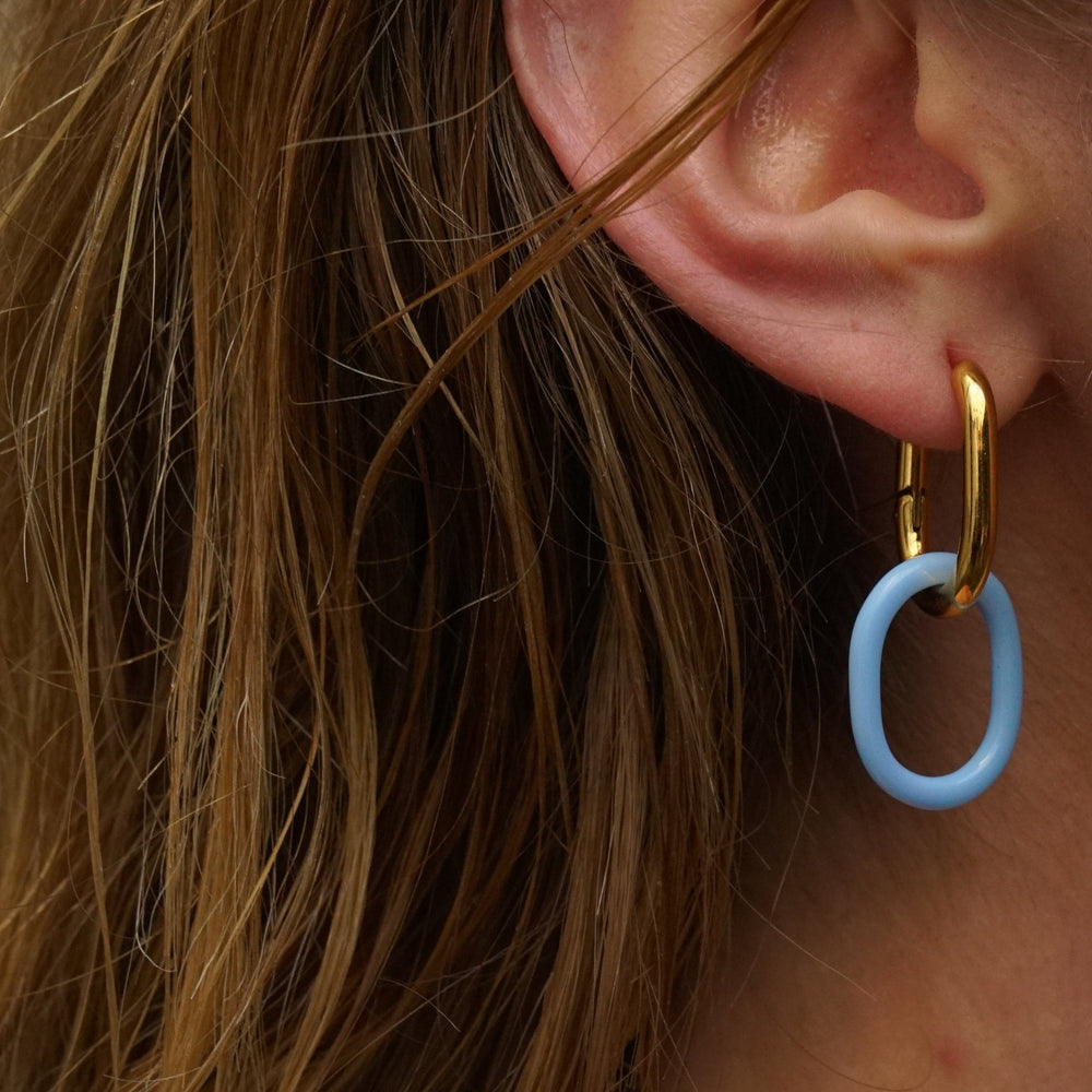 
                      
                        pendientes california de colores Bendita Eva
                      
                    