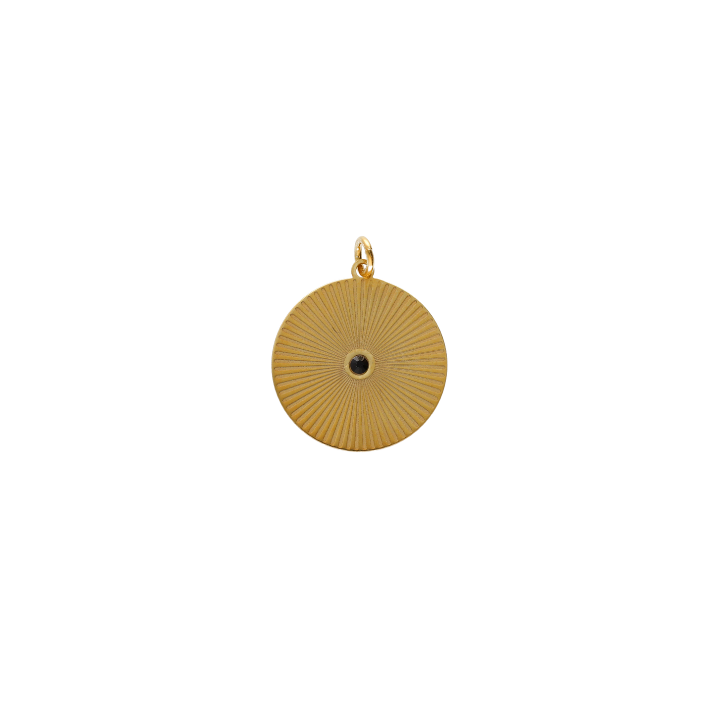 El Charm Sol Protector es una joya de Plata de Ley 925 con un baño de oro de 18 a 23,5 kt de alta calidad  y cuenta con una circonita negra en el centro.