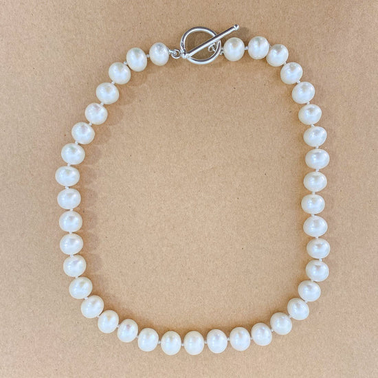 Cargar imagen en el visor de la galería, Collar de perlas plata Audrey
