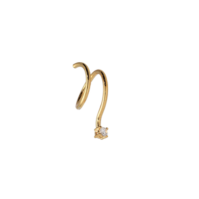 The Patricia earrings, made in sterling silver, are simple, in the shape of a spiral with a smooth texture and crowned with a square zirconia.